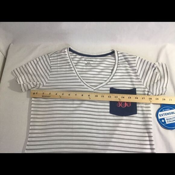 New Columbia PFG Monogram Tee, Short Sleeve Grey - Picture 7 of 8